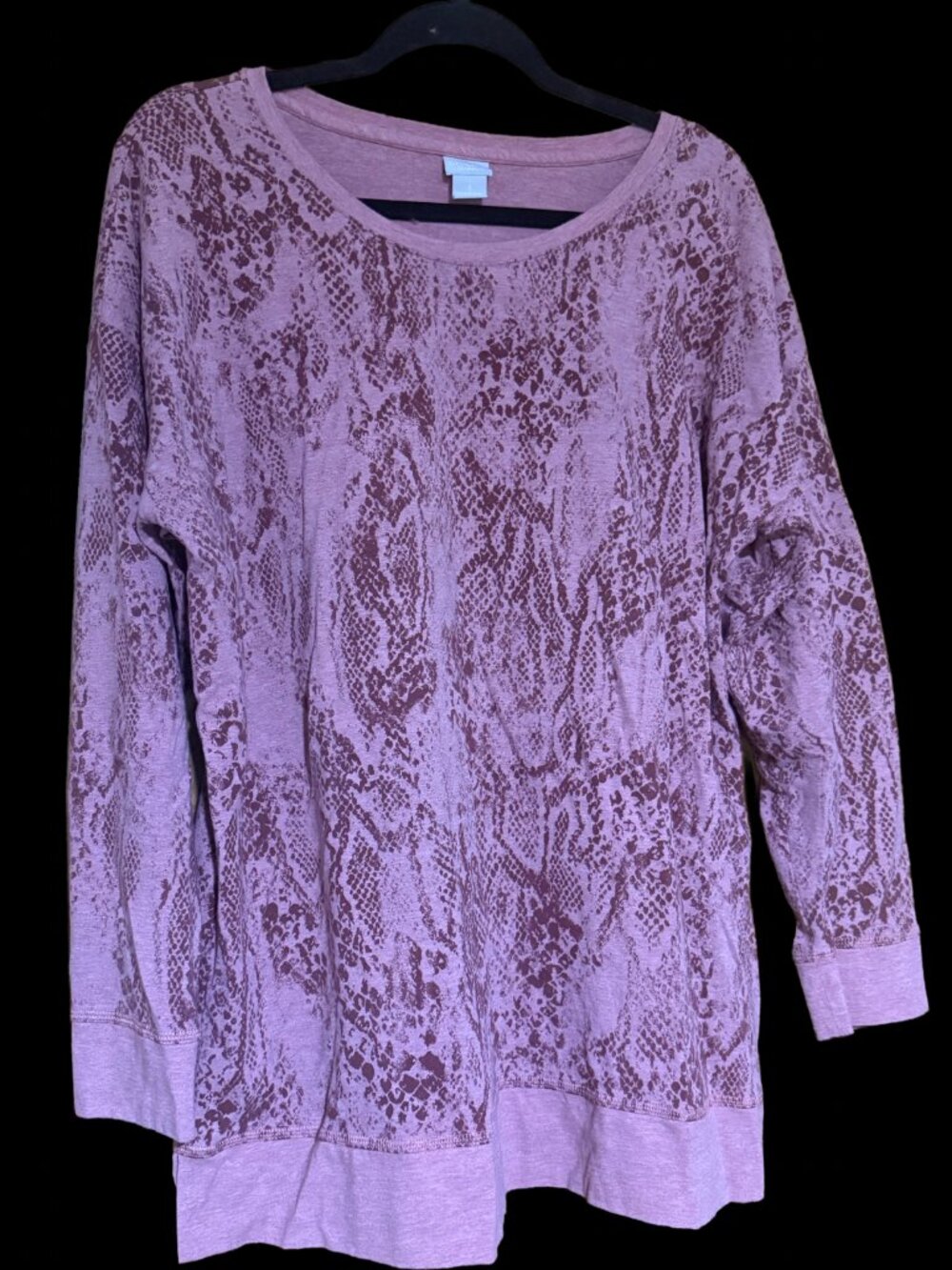 Chicos Zenergy Pink Snakeskin Long Sleeve Tunic Sweatshirt Top Size 3 XL 16/18